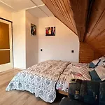 Apartament A Festo Vendeghaza / The Painter's Zánka