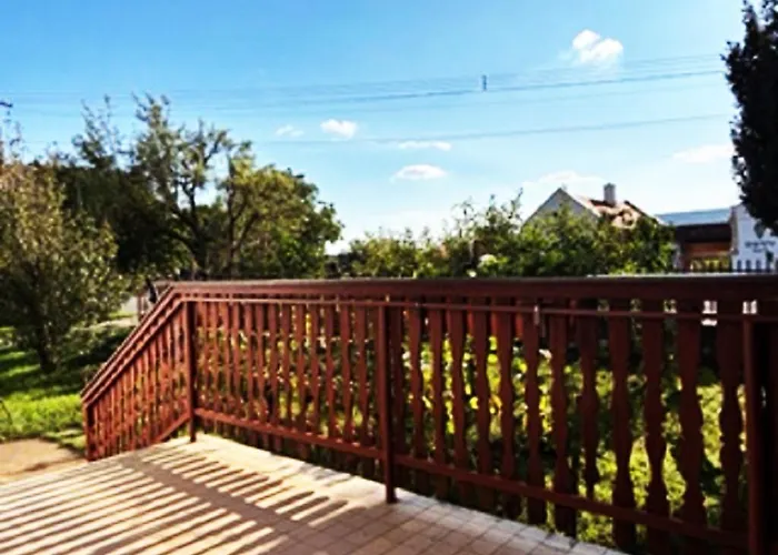 A Festo Vendeghaza / The Painter's Zánka